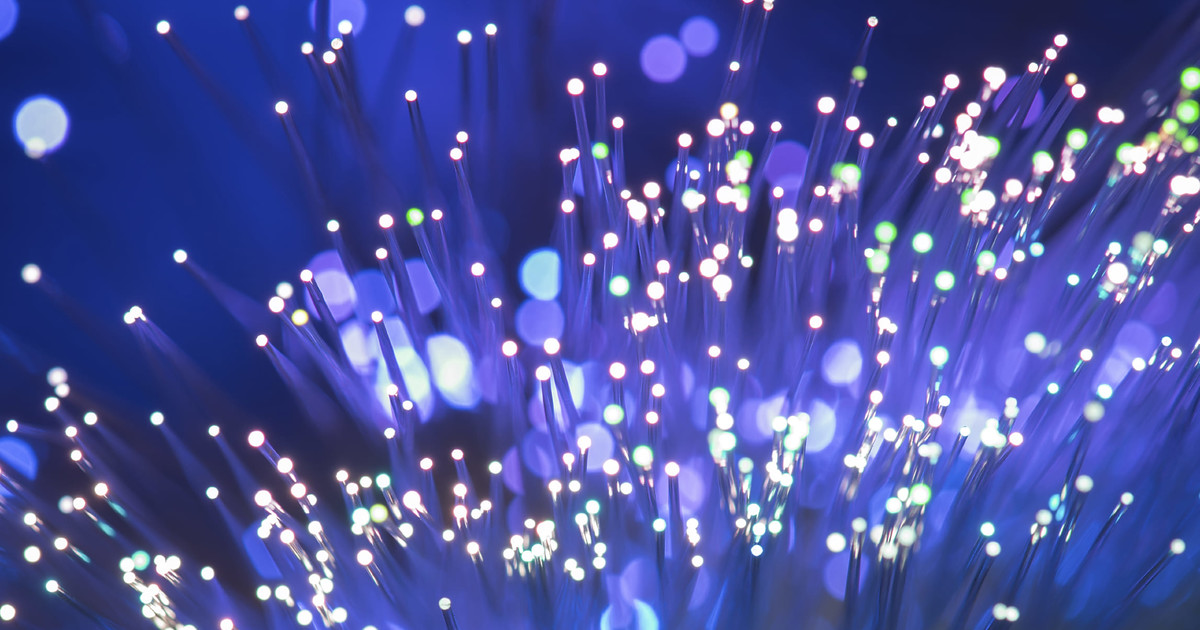 Cobham Advanced Electronic Solutions implements Oracle HCM Cloud to